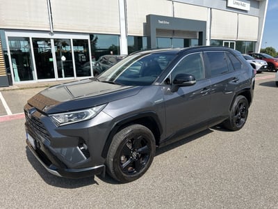 Toyota Rav4 HV (218CV) E-CVT 2WD Style del 2021 usata a Piacenza