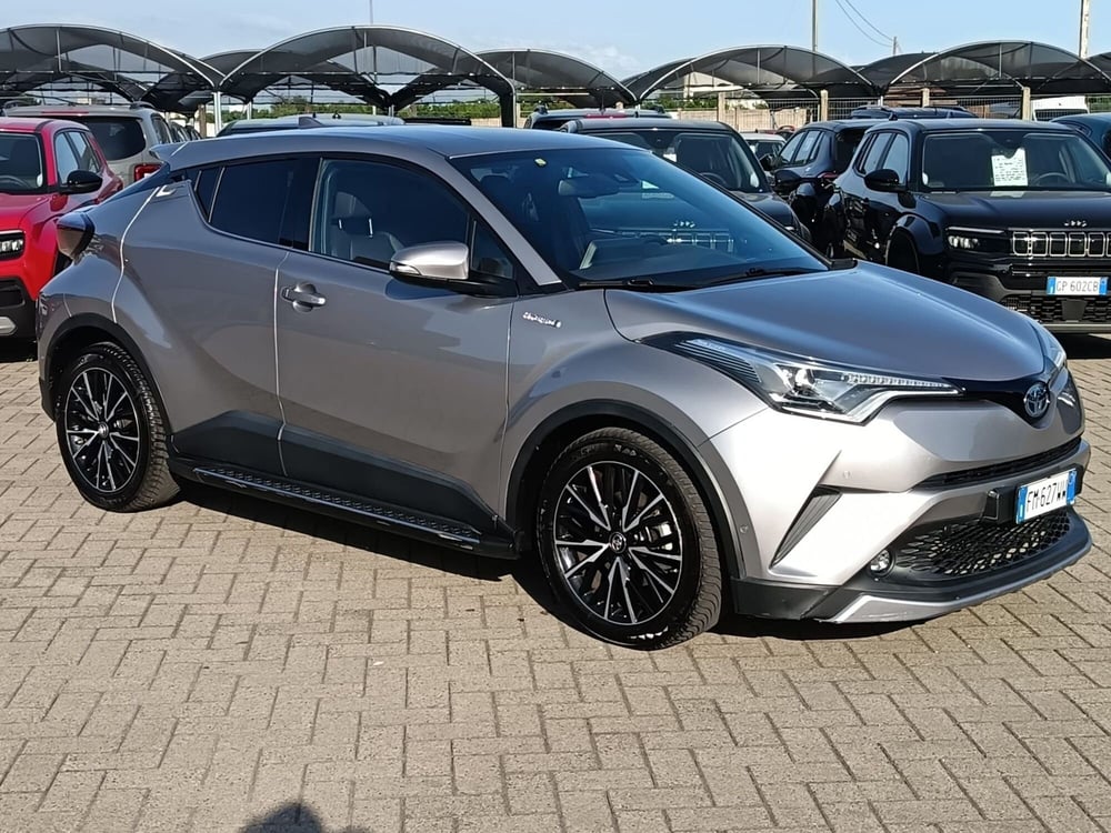 Toyota Toyota C-HR usata a Alessandria (3)