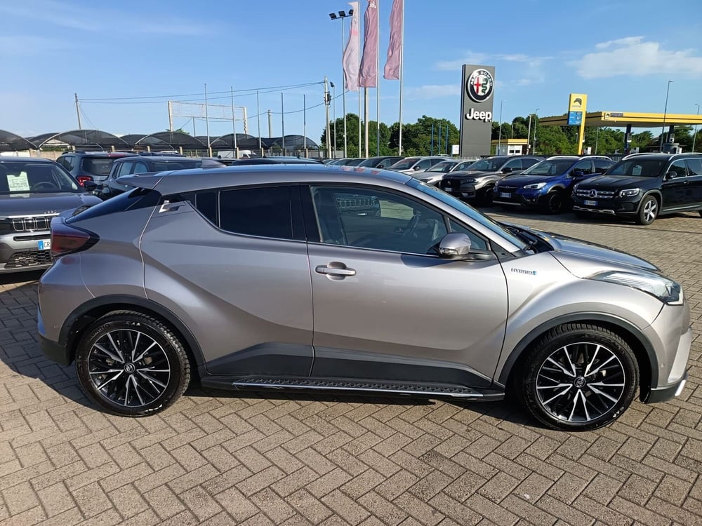 Toyota Toyota C-HR usata a Alessandria (4)