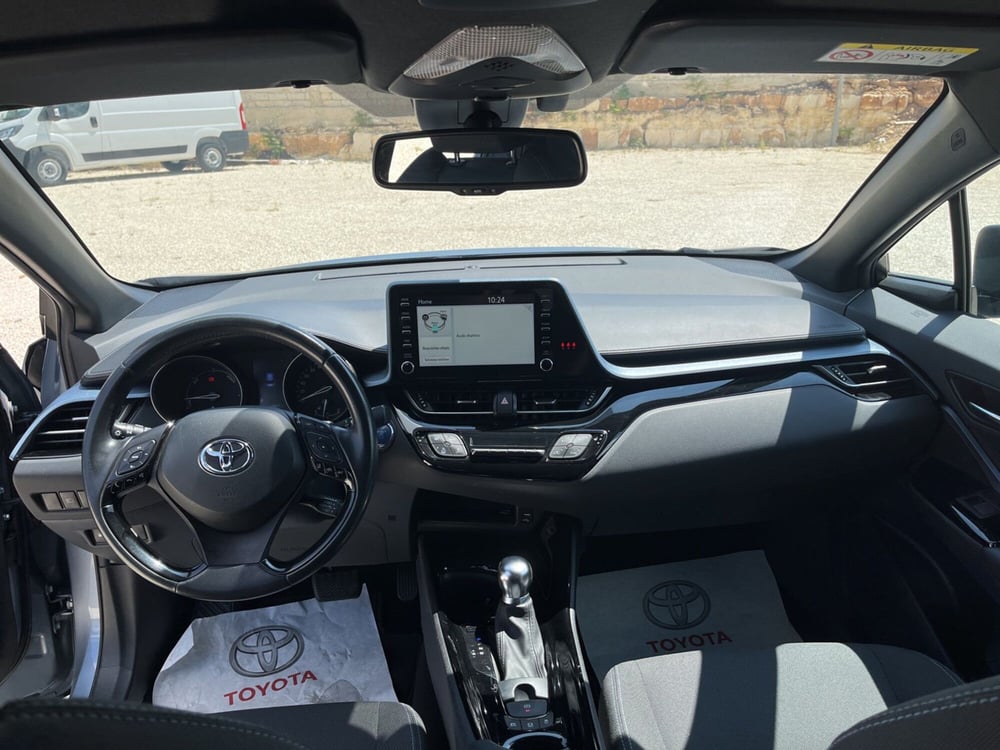 Toyota Toyota C-HR usata a Ragusa (10)
