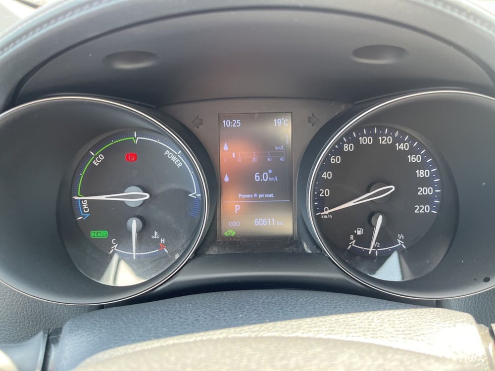 Toyota Toyota C-HR usata a Ragusa (12)