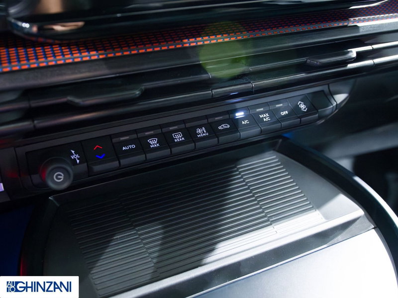 Lancia Ypsilon nuova a Bergamo (18)