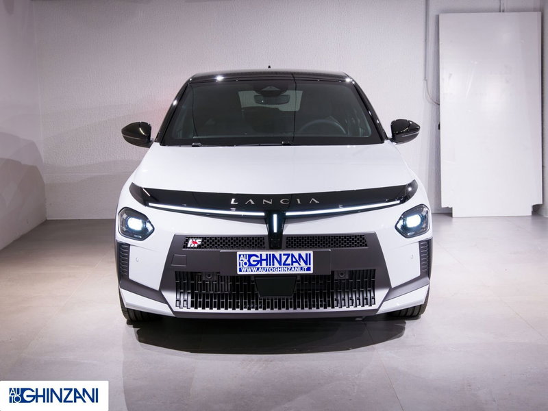 Lancia Ypsilon nuova a Bergamo (4)