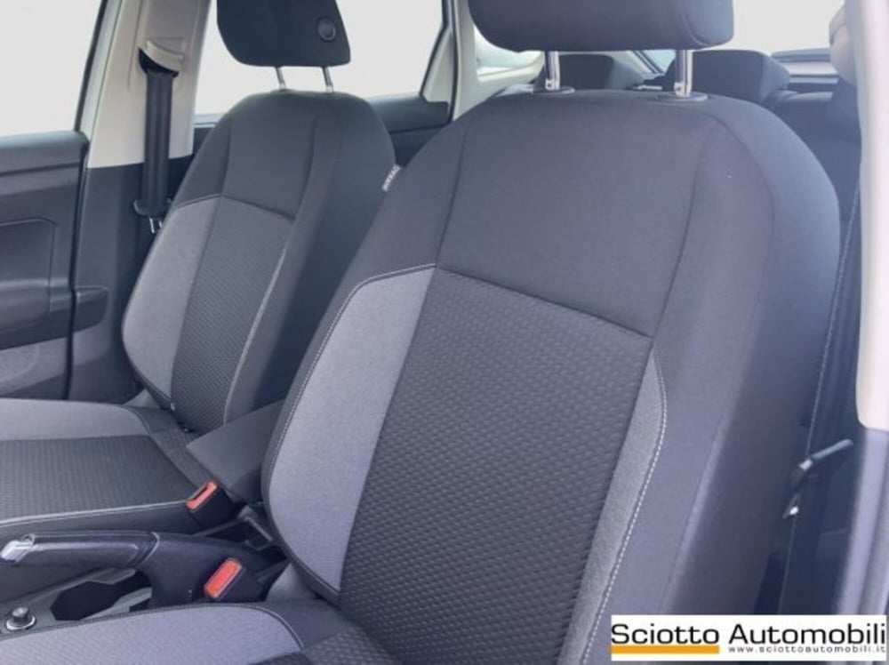 Volkswagen Taigo usata a Messina (9)