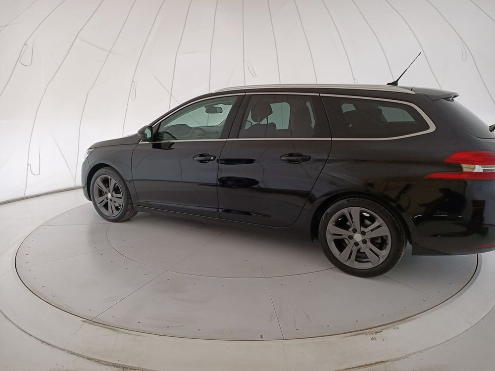 Peugeot 308 SW usata a Taranto (3)