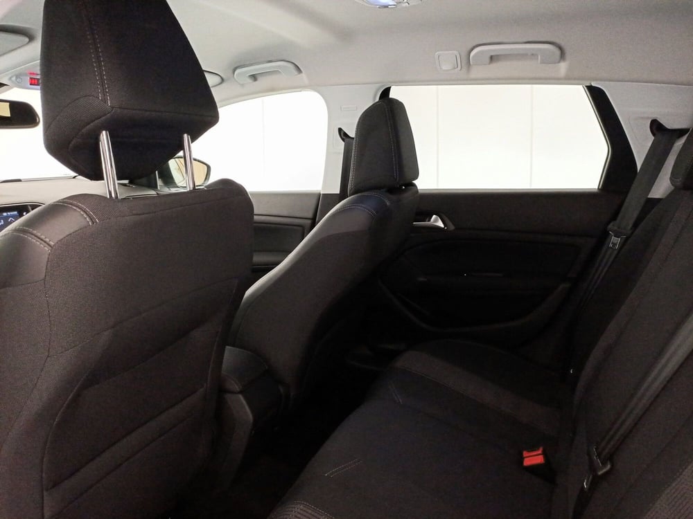 Peugeot 308 SW usata a Taranto (8)