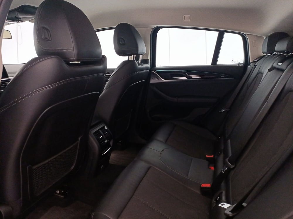BMW X4 usata a Bari (8)