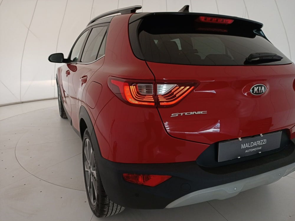 Kia Stonic usata a Bari (11)