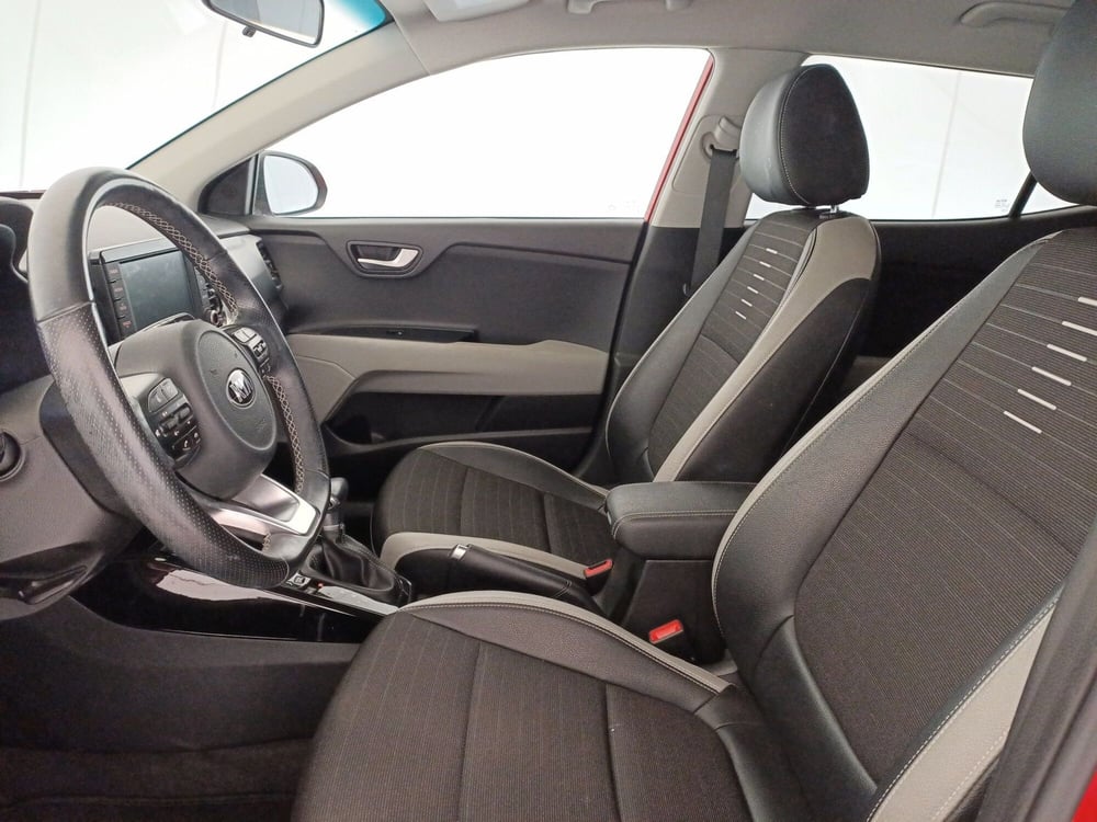 Kia Stonic usata a Bari (6)