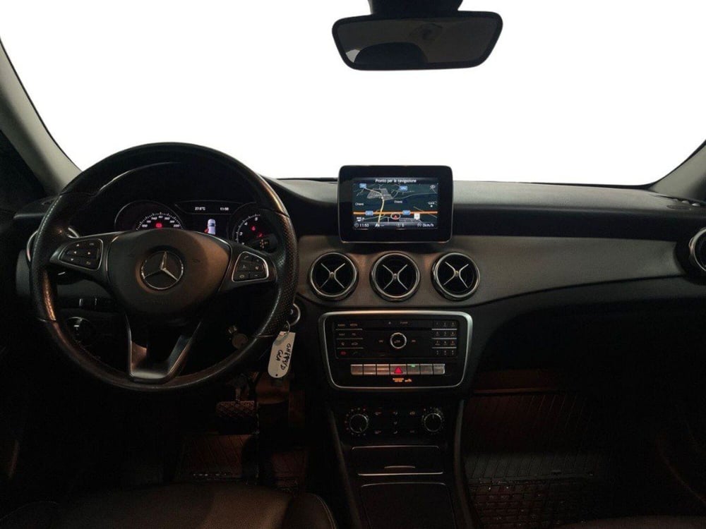 Mercedes-Benz GLA SUV usata a Macerata (10)
