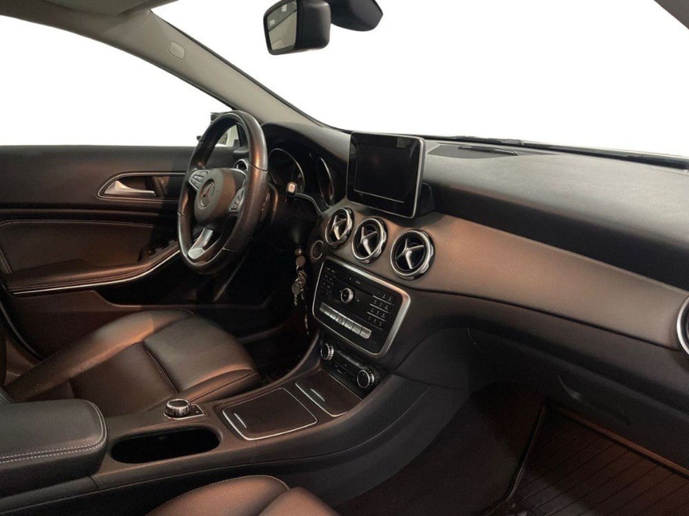 Mercedes-Benz GLA SUV usata a Macerata (12)