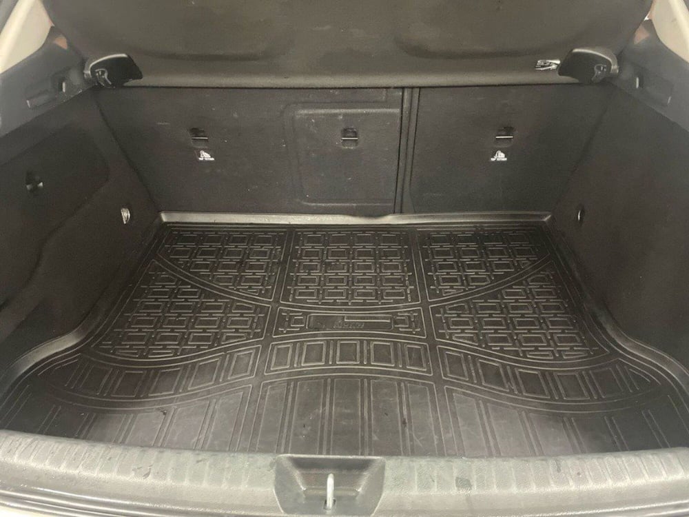 Mercedes-Benz GLA SUV usata a Macerata (7)