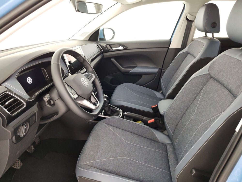 Volkswagen T-Cross nuova a Massa-Carrara (7)
