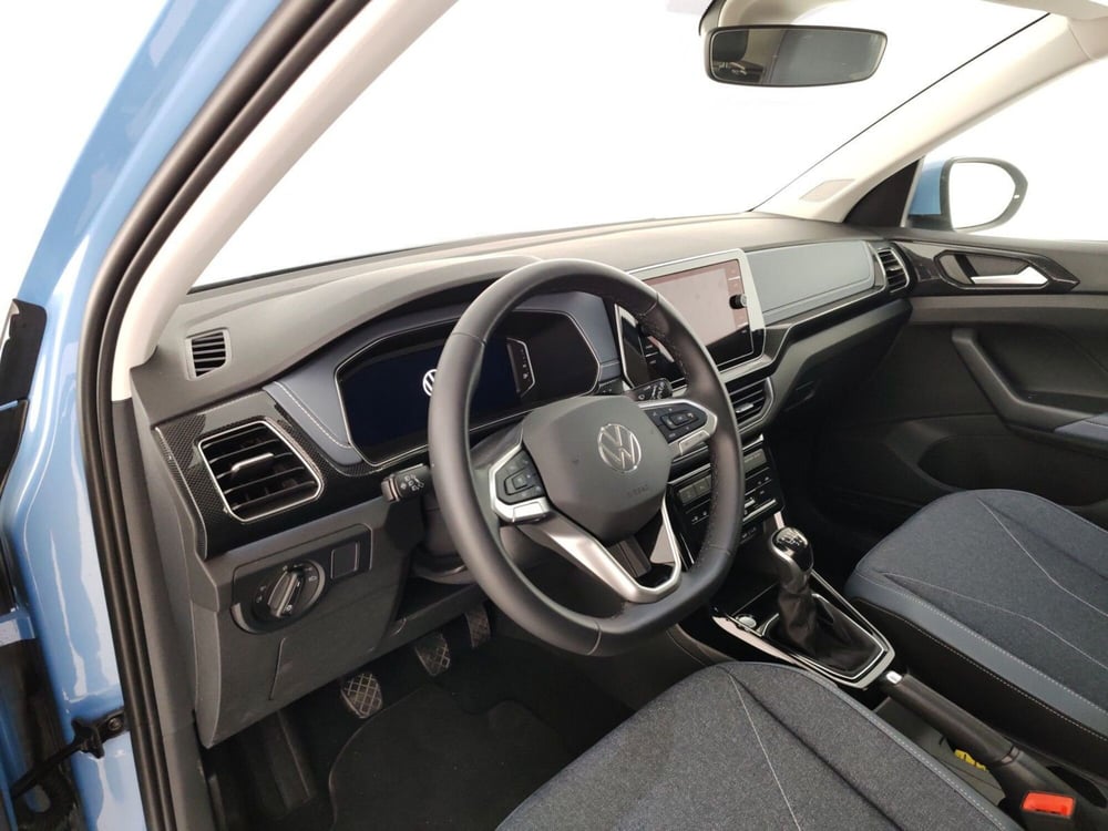 Volkswagen T-Cross nuova a Massa-Carrara (8)