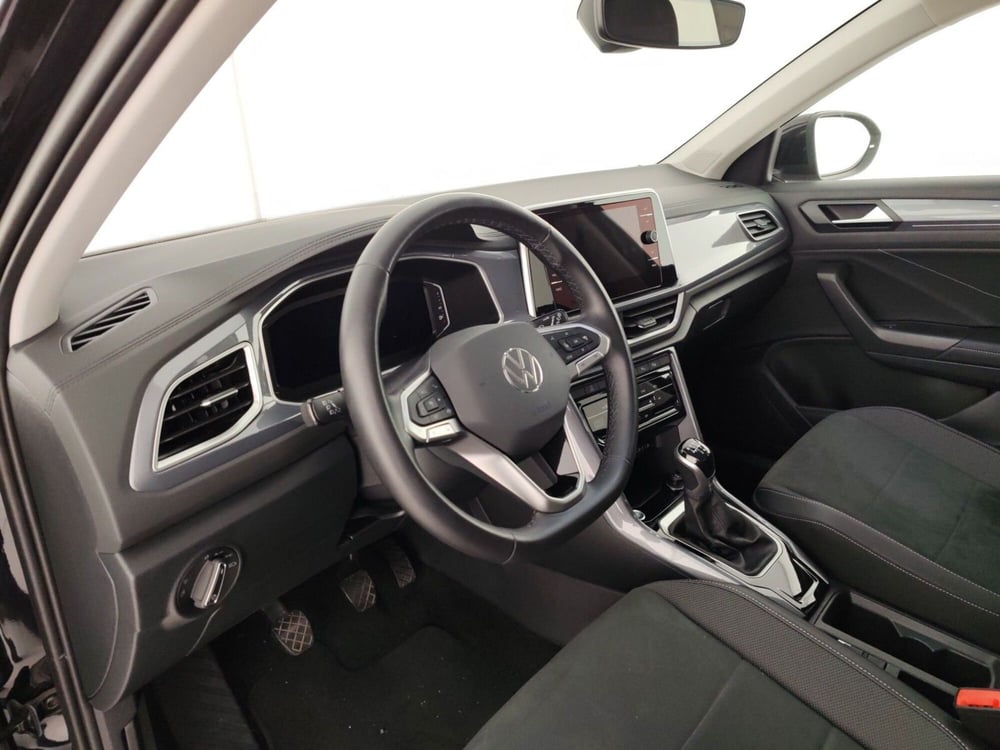 Volkswagen T-Roc usata a Massa-Carrara (8)