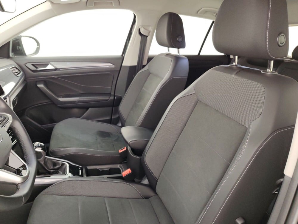 Volkswagen T-Roc usata a Massa-Carrara (9)