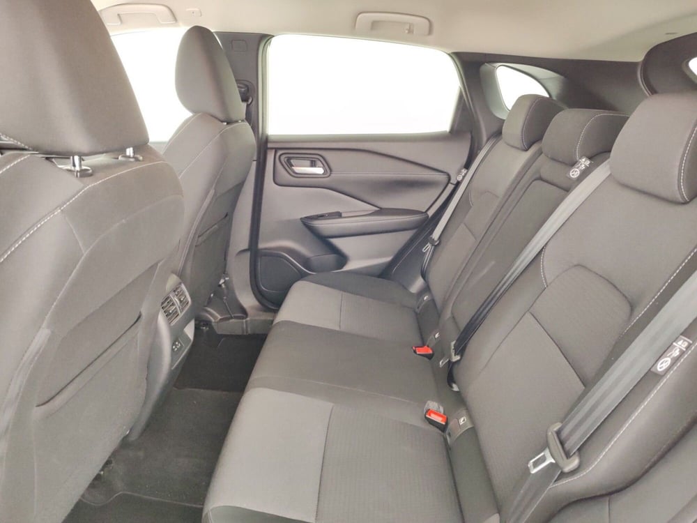 Nissan Qashqai usata a Massa-Carrara (10)
