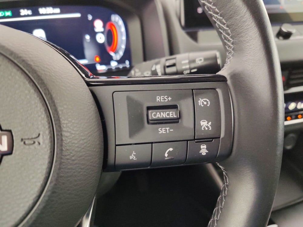 Nissan Qashqai usata a Massa-Carrara (13)