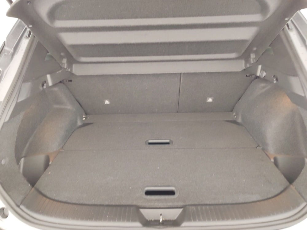 Nissan Qashqai usata a Massa-Carrara (16)