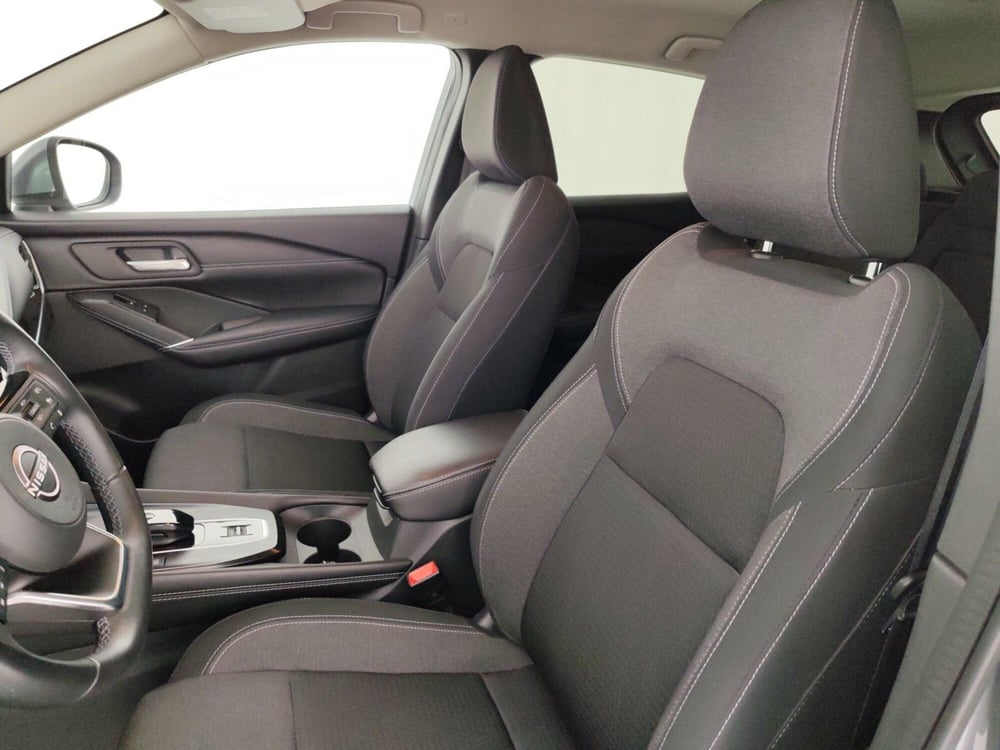 Nissan Qashqai usata a Massa-Carrara (9)