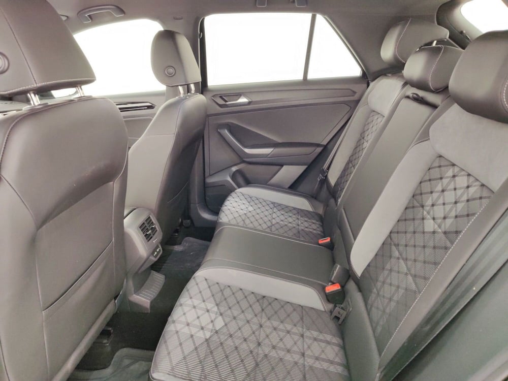 Volkswagen T-Roc usata a Massa-Carrara (9)