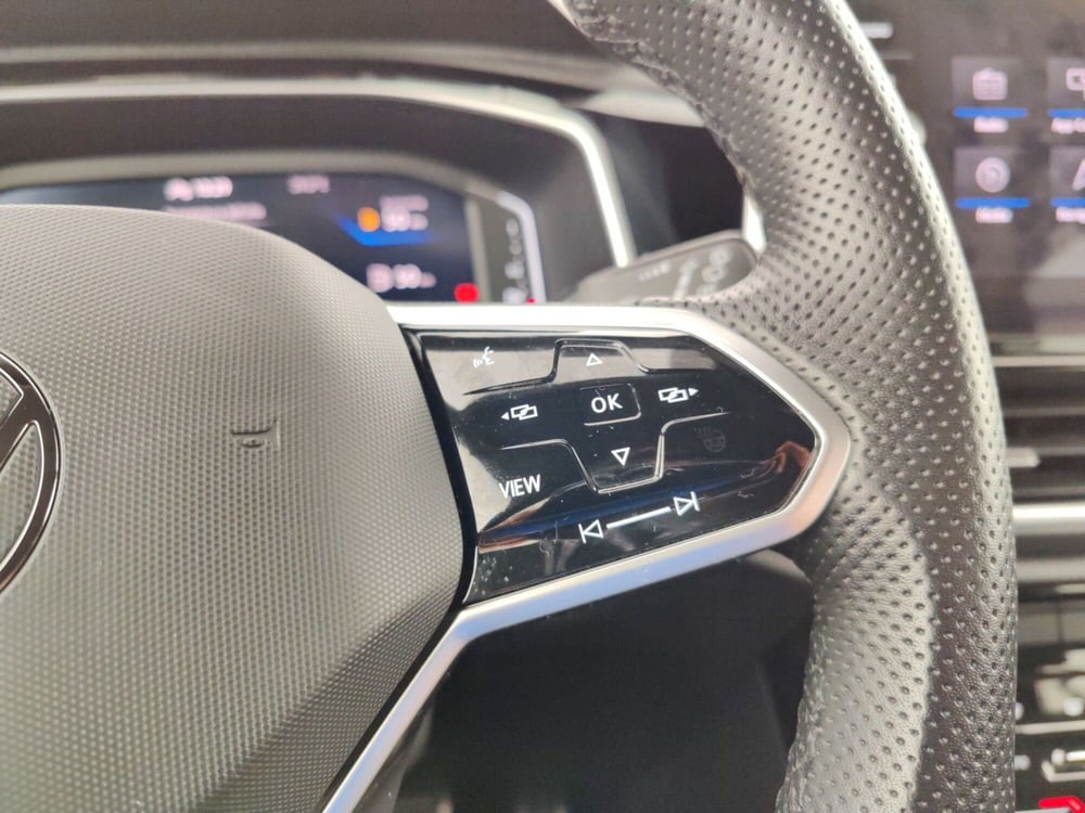 Volkswagen T-Roc usata a Massa-Carrara (14)