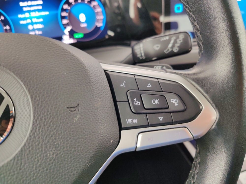 Volkswagen Golf usata a Massa-Carrara (14)