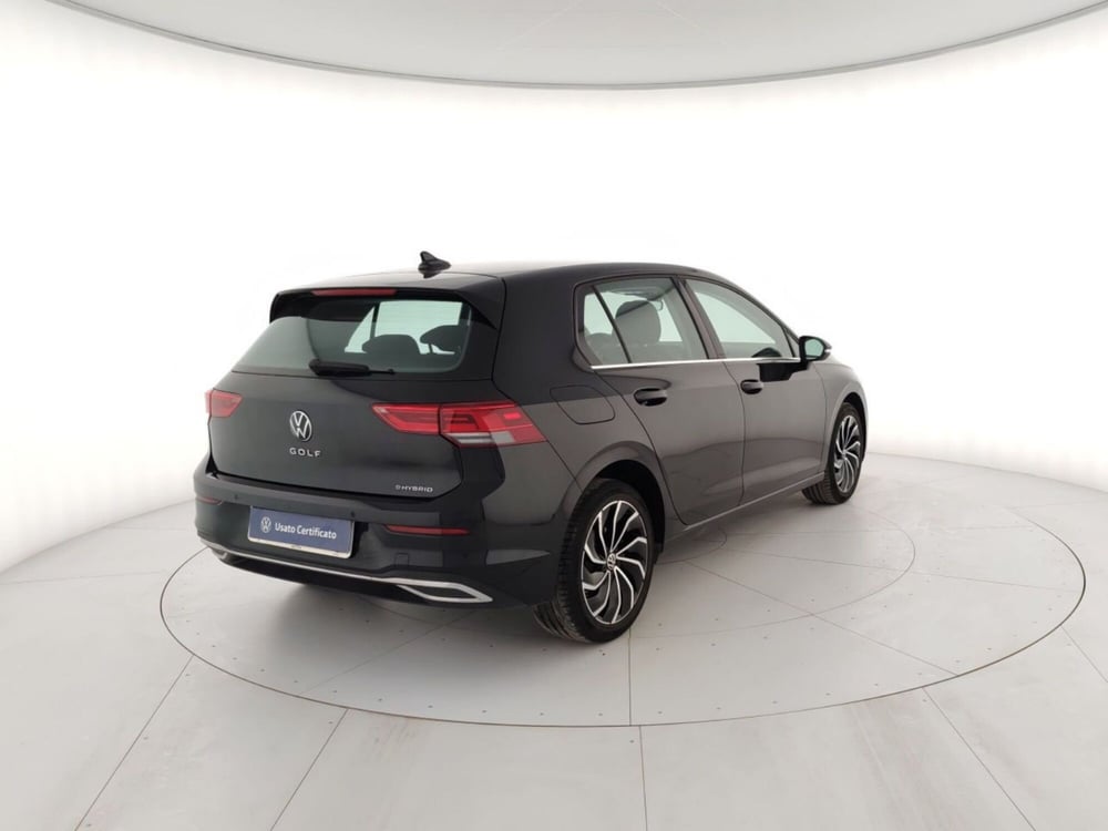 Volkswagen Golf usata a Massa-Carrara (3)