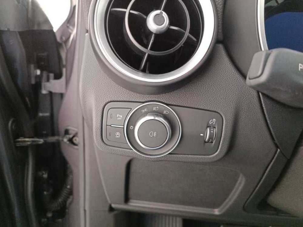 Alfa Romeo Stelvio usata a Treviso (14)