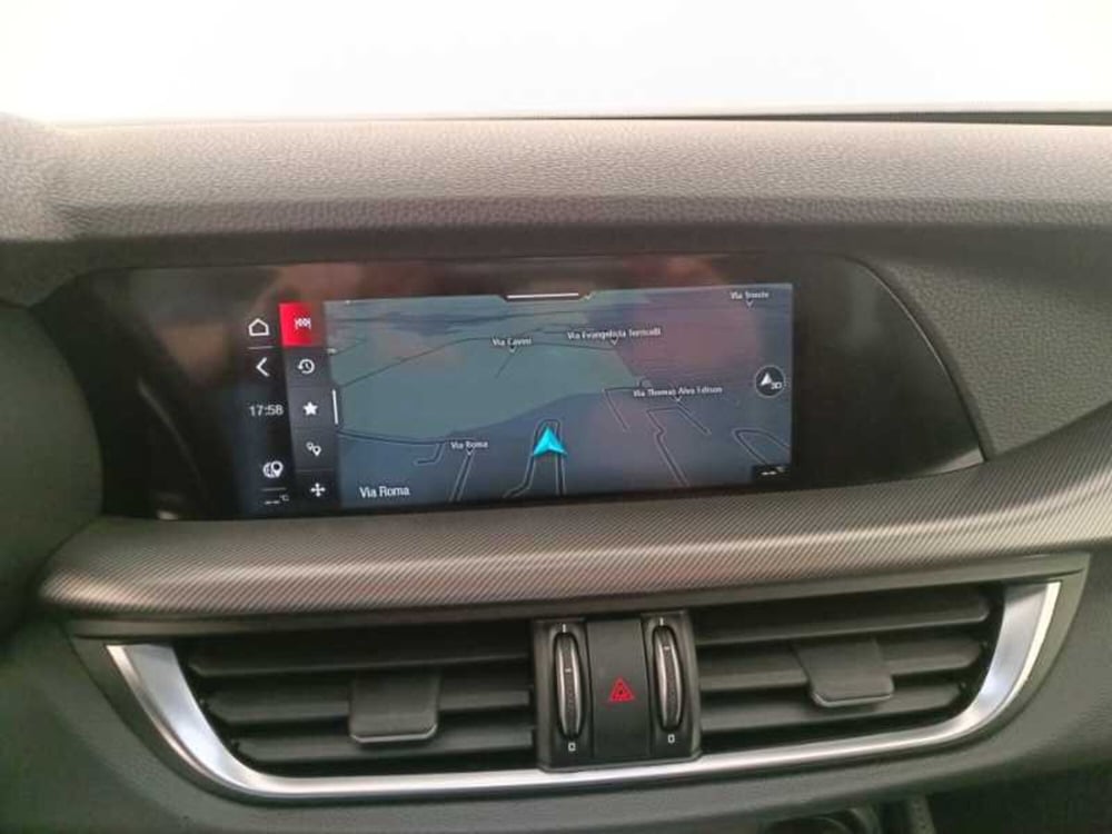 Alfa Romeo Stelvio usata a Treviso (19)
