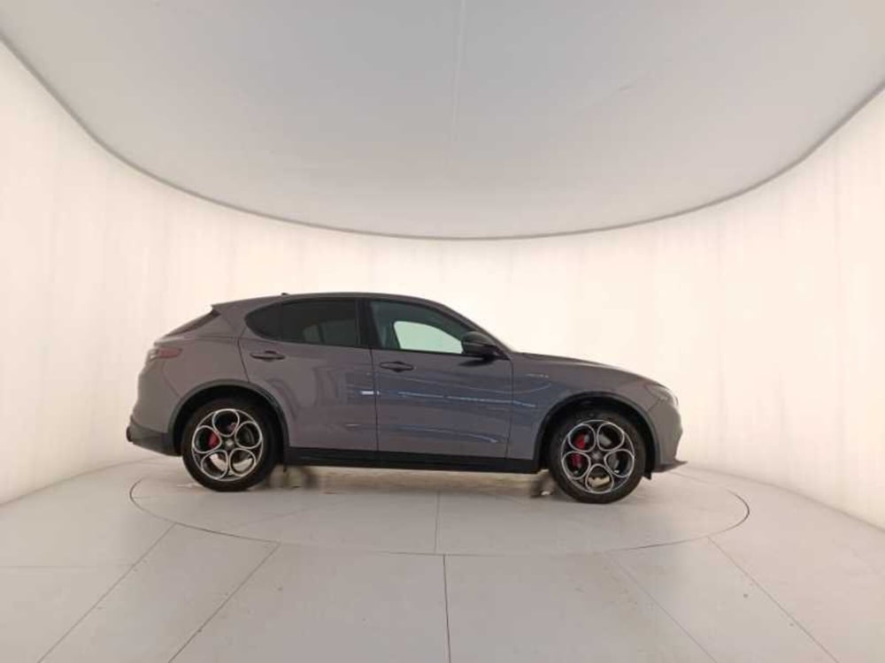Alfa Romeo Stelvio usata a Treviso (7)