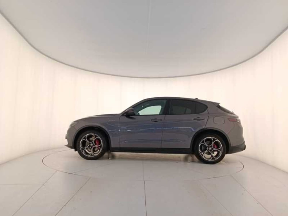 Alfa Romeo Stelvio usata a Treviso (8)