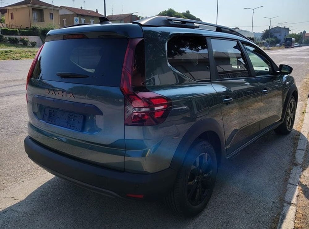 Dacia Jogger nuova a Rimini (3)