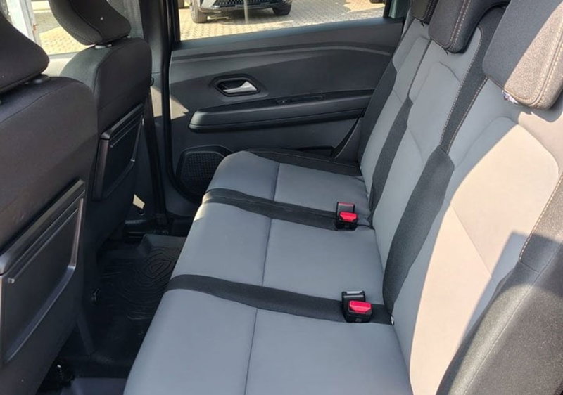Dacia Jogger nuova a Rimini (5)