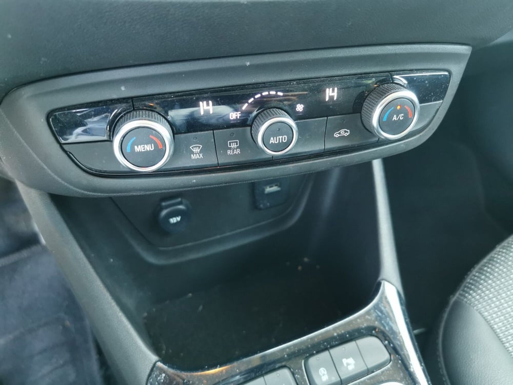 Opel Crossland usata a Taranto (18)