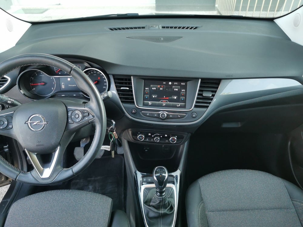 Opel Crossland usata a Taranto (9)
