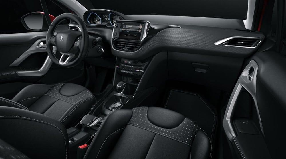 Peugeot 2008 usata a Varese (8)