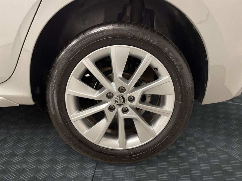 Skoda Kamiq usata a Varese (7)