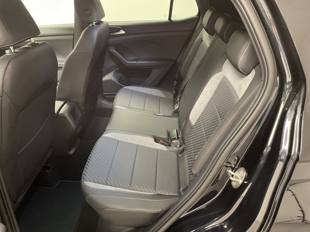 Volkswagen T-Cross usata a Varese (10)