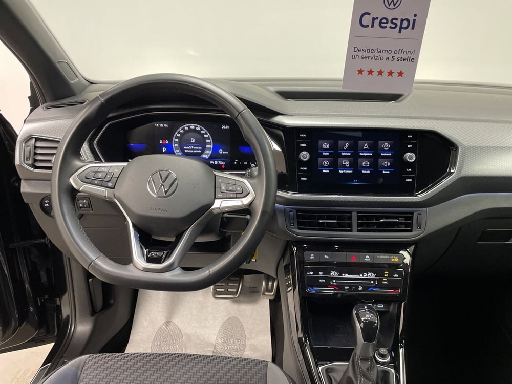 Volkswagen T-Cross usata a Varese (17)