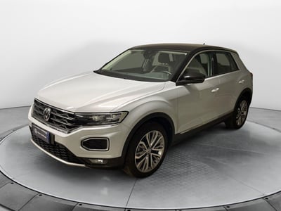 Volkswagen T-Roc 1.5 TSI ACT DSG Advanced BlueMotion Technology del 2019 usata a Carnago