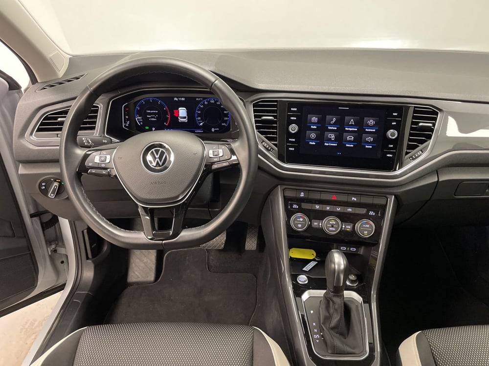 Volkswagen T-Roc usata a Varese (15)