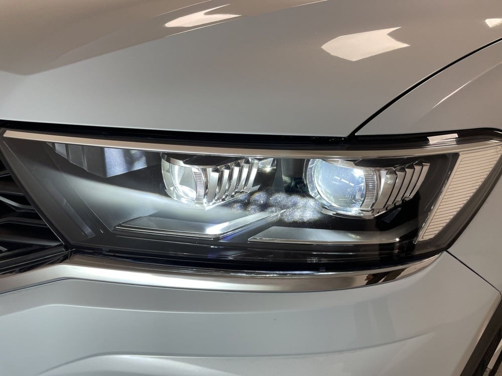Volkswagen T-Roc usata a Varese (18)