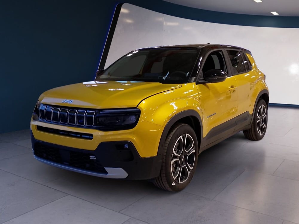 Jeep Avenger nuova a Salerno