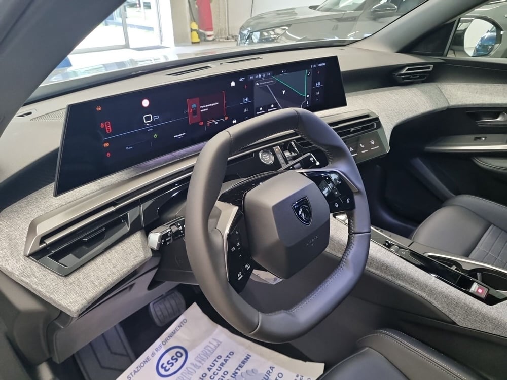 Peugeot 3008 nuova a Lucca (7)