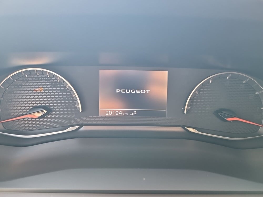 Peugeot 208 usata a Lucca (8)