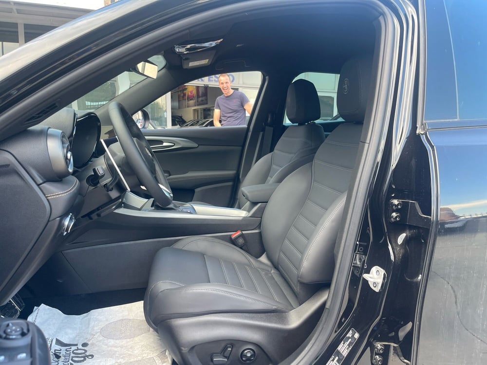 Alfa Romeo Tonale nuova a Frosinone (7)