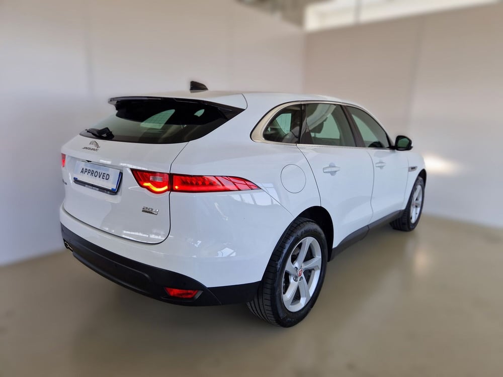 Jaguar F-Pace usata a Modena (2)