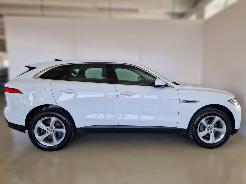 Jaguar F-Pace usata a Modena (6)