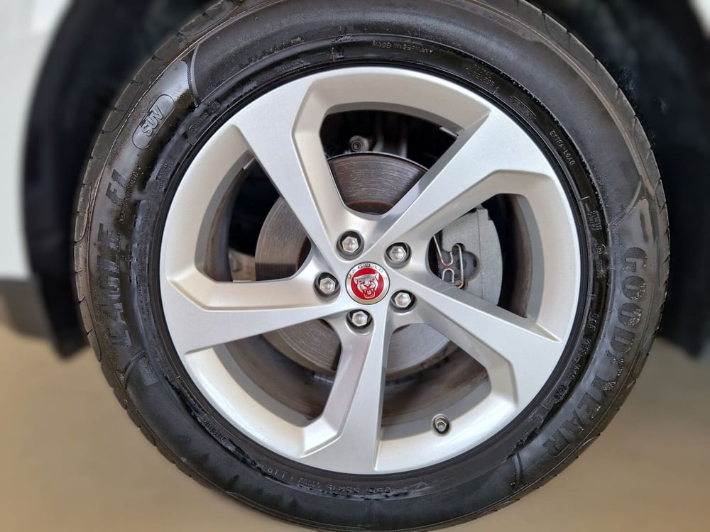 Jaguar F-Pace usata a Modena (9)